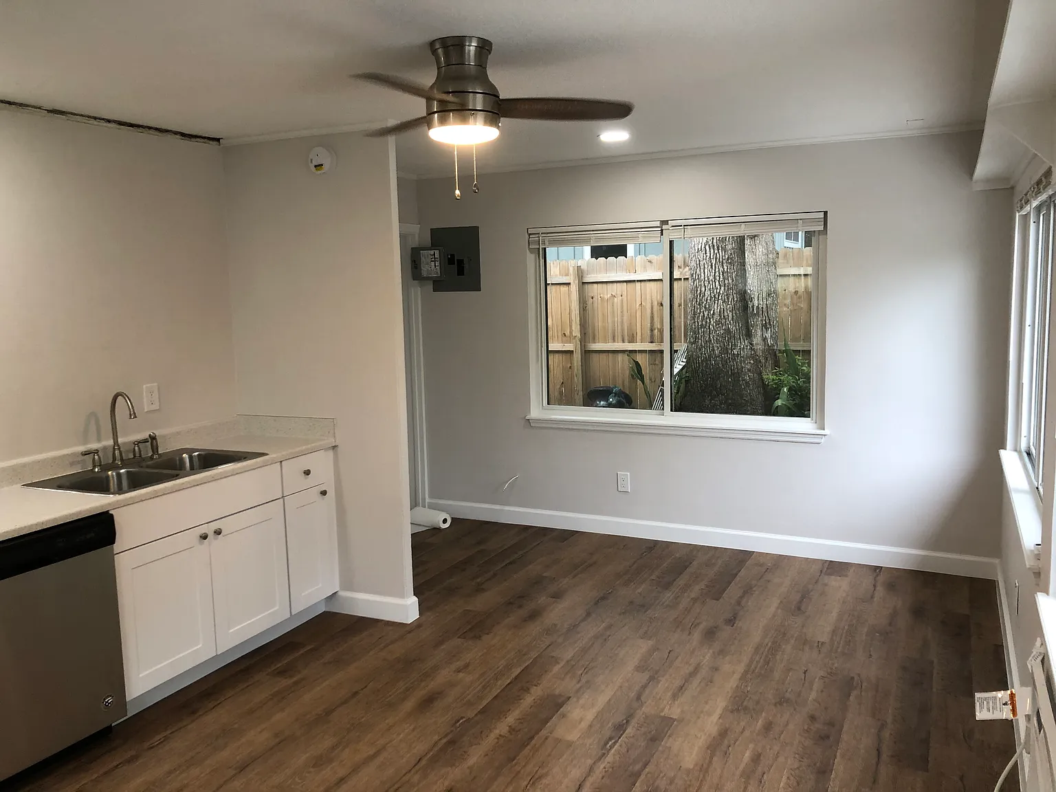 Studio, 425 sqft, $1,350 — Photo 4