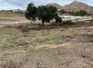 19 Remuda Dr #4, Temecula, CA 92592