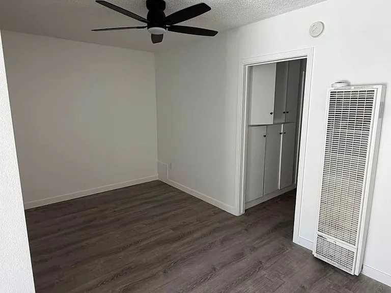 1340 Edgewood Way — Photo 8