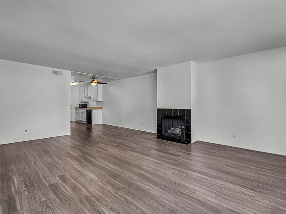3rd image of 2415 Federal Ave #2419