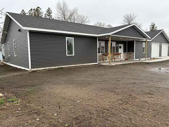 3rd image of 722 Dandrew Ln