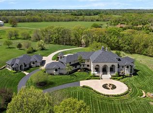 18560 Lackman Rd, Olathe, KS 66062