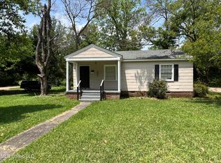 3655 Lee Dr, Jackson, MS 39212
