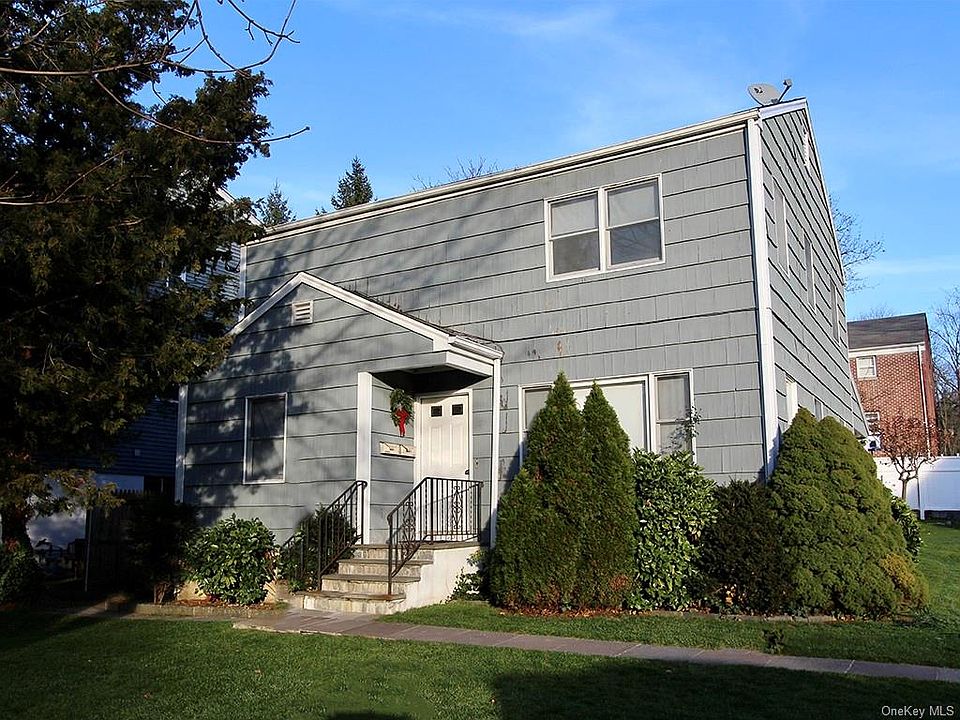 1st image of 4 Wyman St N Floor 2