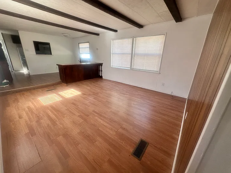 222 Airport Dr #5 — Photo 9