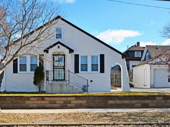 2209 Jackson St NE, Minneapolis, MN 55418