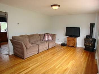 2nd image of 17 Ashcroft St