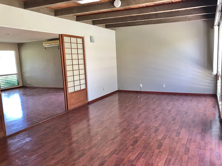 98-1652 Kiawe St — Photo 44