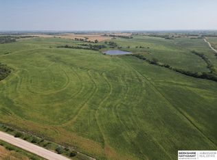 17600 Pella Rd, Adams, NE 68301