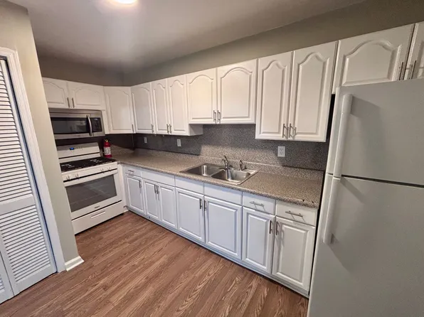 926 N. Olden Ave, 926 N Olden Ave #4, Trenton, NJ 08638