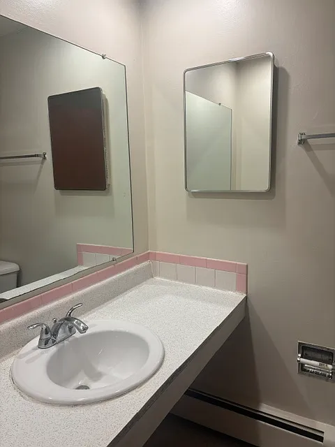 1 bed, 500 sqft, $825 — Photo 3