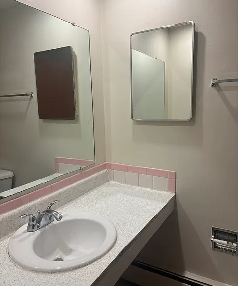 22 E Ross Ave #10 — Photo 3