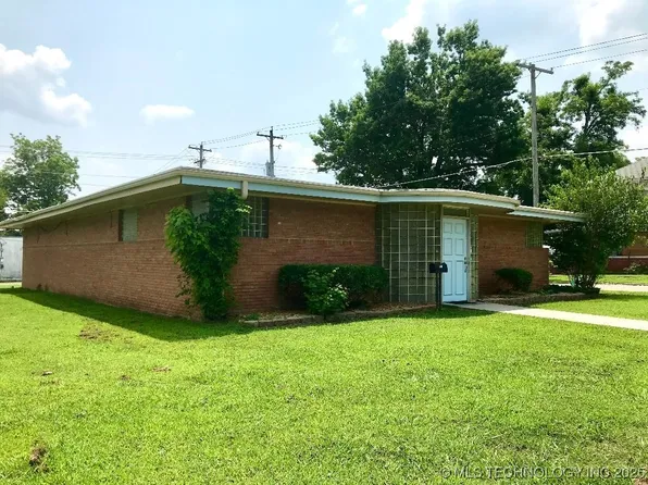 601 E Broadway St, Cushing, OK 74023