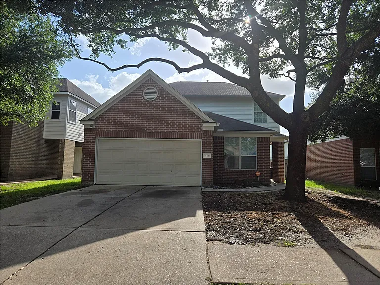 15427 Fir Woods Ln — Photo 1