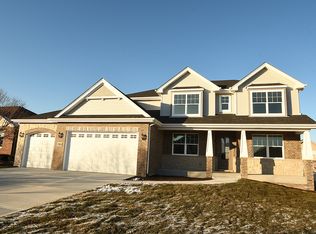 16412 W Deerwood Dr, Lockport, IL 60441