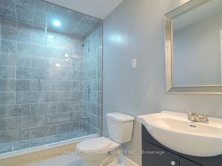 8 Farmhouse Cres — Photo 15