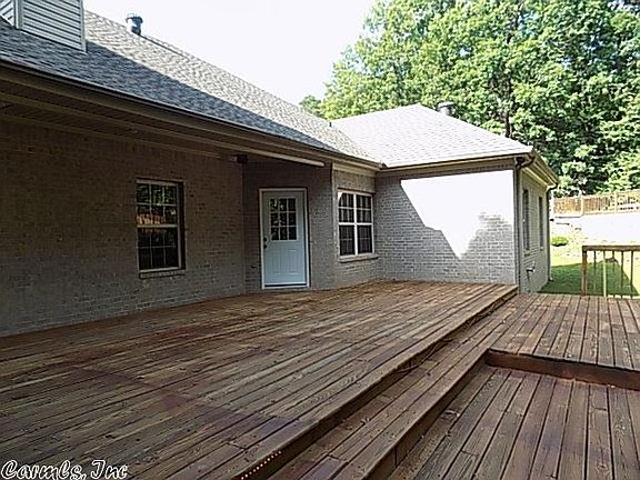 3rd image of 14 Wellington Woods Ct