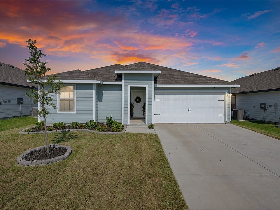 1st image of 158 Vitex Dr