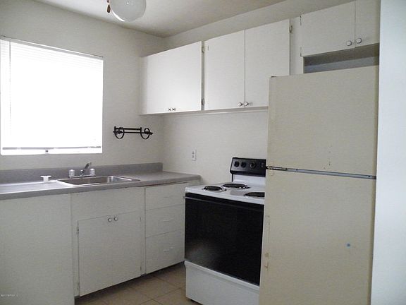 5th image of 2305 Myra St APT 1