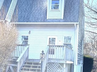 300 Creek St, Wrentham, MA 02093