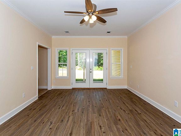 3rd image of 46 Austin Cir