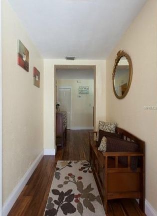 4th image of 719 63rd Ave S