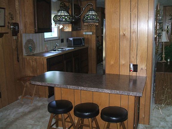 5th image of 401 E Patoka St