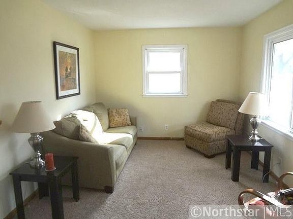 4th image of 784 Holley Ave
