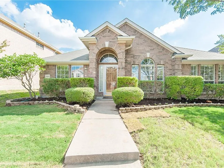 2424 Brycewood Ln — Photo 5