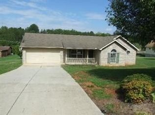 105 Dogwood Ln E, Lenoir City, TN 37772