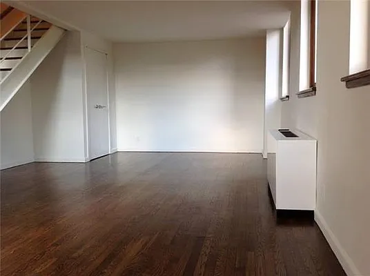 Rented by R New York | media 63