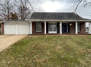 11892 Branridge Rd, Florissant, MO 63033