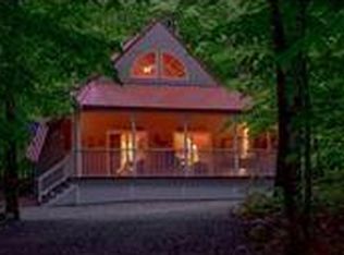 1397 Nutting Cir, Raymond, ME 04071