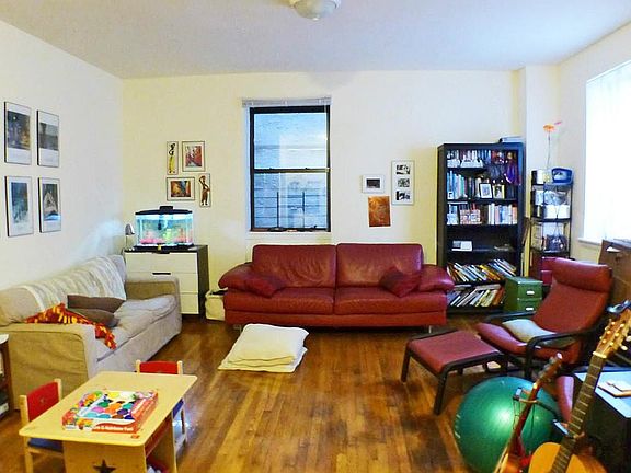 2nd image of 243 W 99th St APT 4E