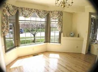 3613 Windmoore Ct, Chantilly, VA