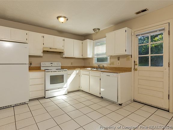 5th image of 981 Odom Dr