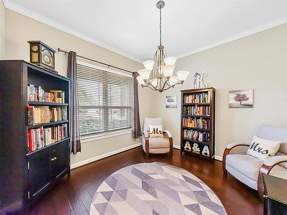 4th image of 9522 Knox Prairie Ct