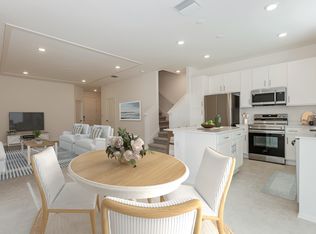 1457 Tristar Dr, Plant City, FL 33563