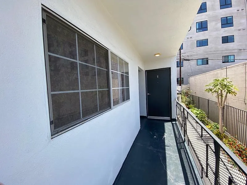 1 bed, 680 sqft, $1,995 — Photo 3
