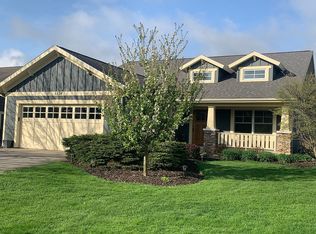 5534 Alhambra Dr SE, Grand Rapids, MI 49546