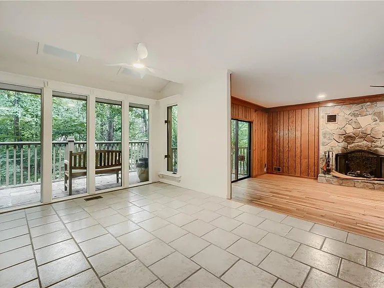 570 Idlewood Dr NW — Photo 9