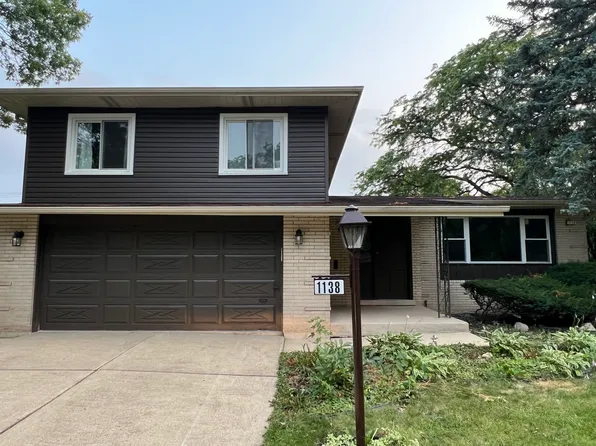 1138 W Iowa St, Glenwood, IL 60425
