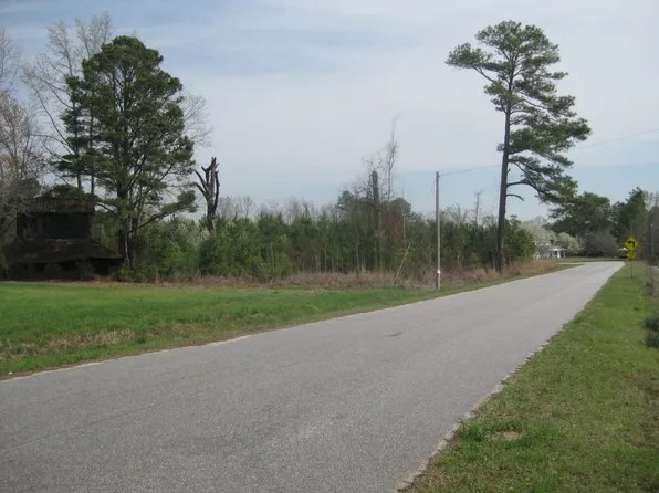 Gary Road Oak Grove Community, Latta, SC 29565