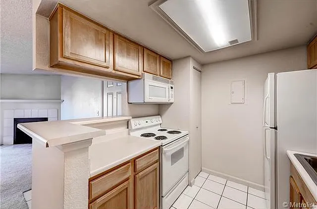 10313 E Peakview Ave #H101 — Photo 8