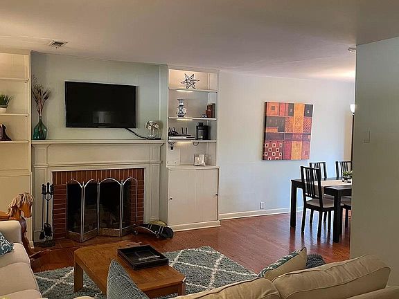 4th image of 7937 Stratton Dr