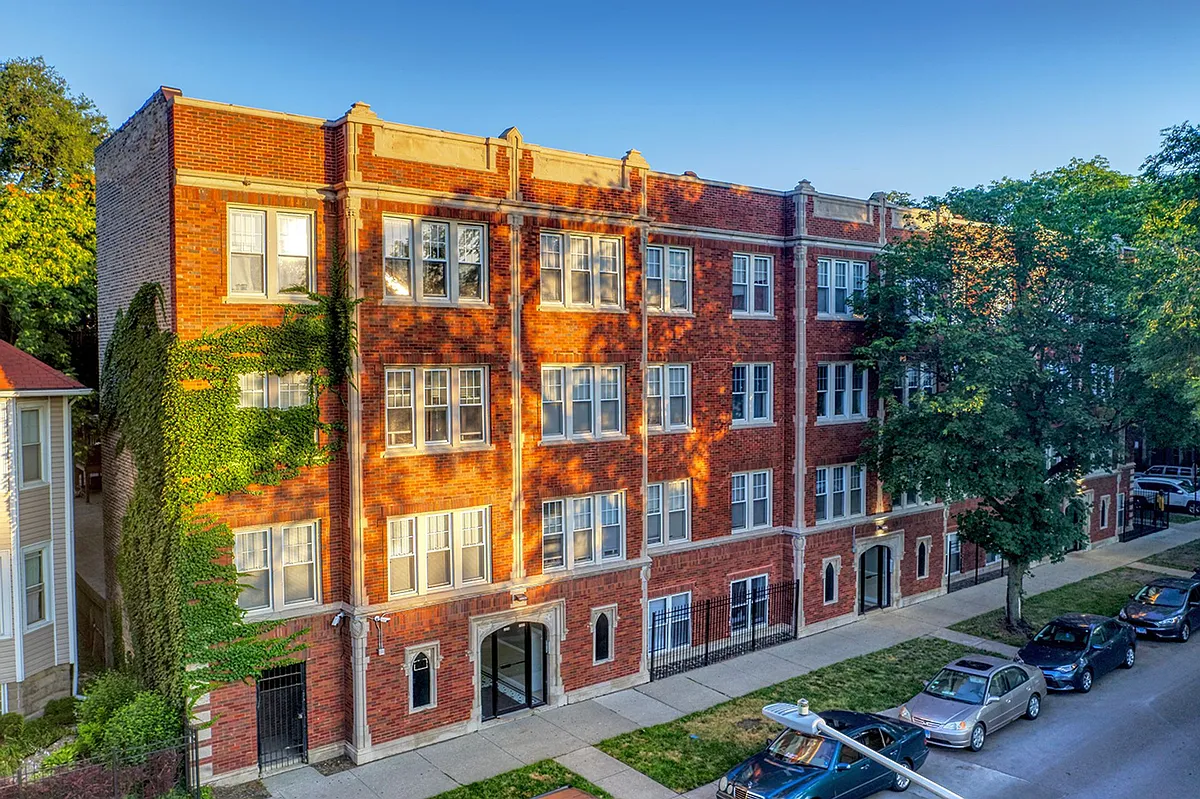 Building Photo - The Damen Jarvis