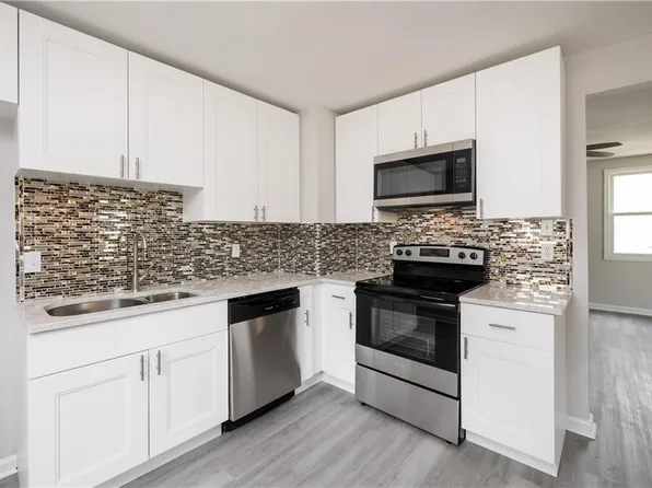 7534 Yorktown Dr, Norfolk, VA 23505
