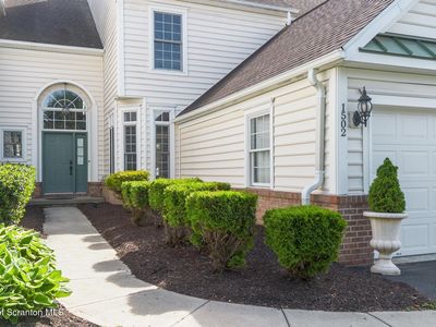 1502 Verne Close, Moosic, PA, 18507