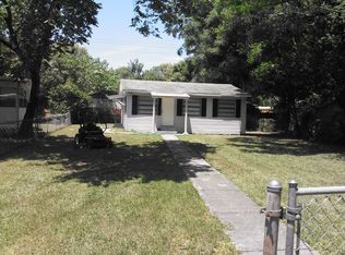 9810 James St, Thonotosassa, FL 33592