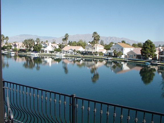 5th image of 2728 Lakecrest Dr